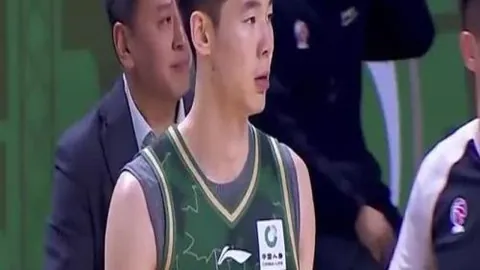 朱芳雨、杜锋下赛季引援动向引热议，热议人数达29人！